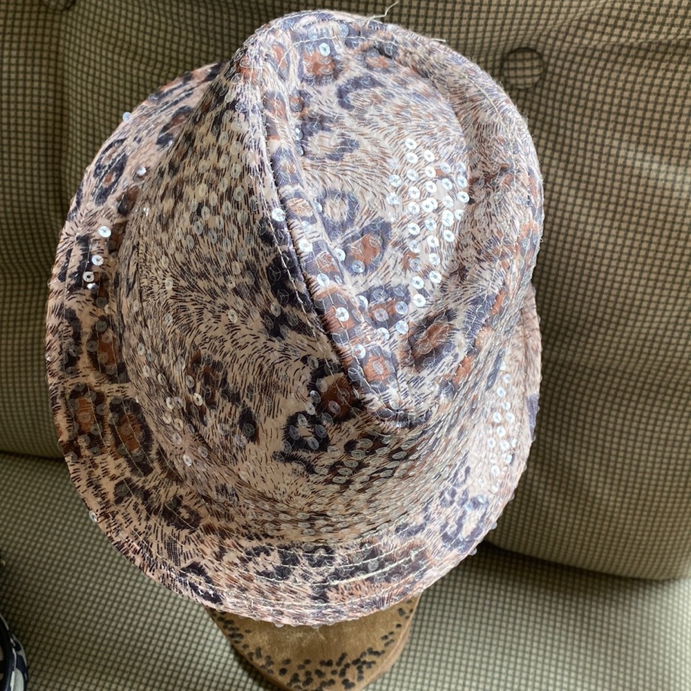 Stylish Animal print unisex Fedora hat
